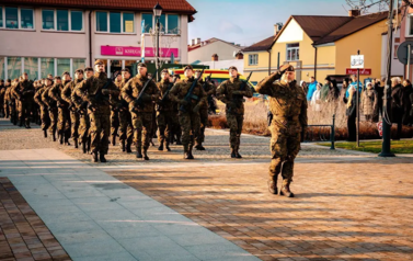 Przysięga na rynku w Strzyżowie 75