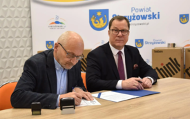 Galeria aktualności Nowoczesny sprzęt komputerowy dla jednostek organizacyjnych Powiatu Strzyżowskiego 5