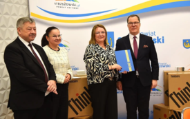 Galeria aktualności Nowoczesny sprzęt komputerowy dla jednostek organizacyjnych Powiatu Strzyżowskiego 7