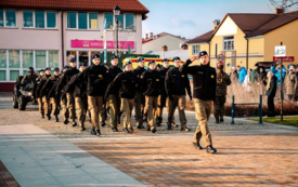 Przysięga na rynku w Strzyżowie 80