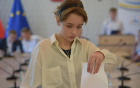 Galeria aktualności Inauguracyjna sesja Młodzieżowej Rady Powiatu Strzyżowskiego 10