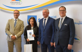 Galeria aktualności Inauguracyjna sesja Młodzieżowej Rady Powiatu Strzyżowskiego 35