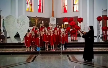 I Festiwal Scholi Parafialnych w Strzyżowie