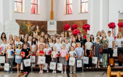 Festiwal Scholi Dziecięcych Diecezji Rzeszowskiej w Strzyżowie
