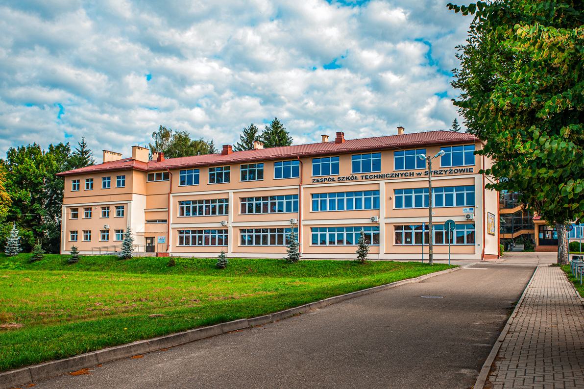 Zesp&oacute;ł Szk&oacute;ł Technicznych