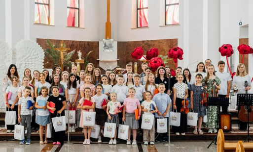 Festiwal Scholi Dziecięcych Diecezji Rzeszowskiej w Strzyżowie