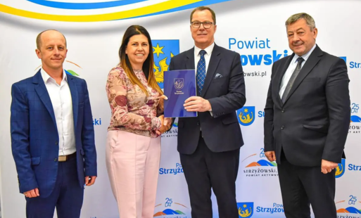 Program wyrównywania różnic między regionami III. Powiat Strzyżowski podpisał umowy na realizację sześciu projektów z dofinansowaniem PFRON