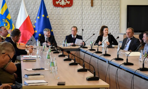 O bezpieczeństwie mieszkańców powiatu strzyżowskiego. Posiedzenie Powiatowego Zespołu Zarządzania Kryzysowego